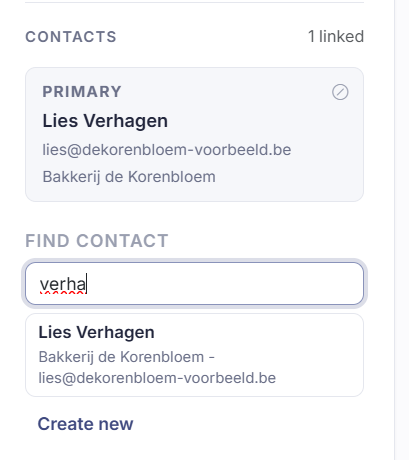 The contact panel next to the conversation: name, job title and company.